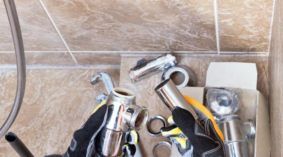 Professional gutter cleaning in Florence, OR
